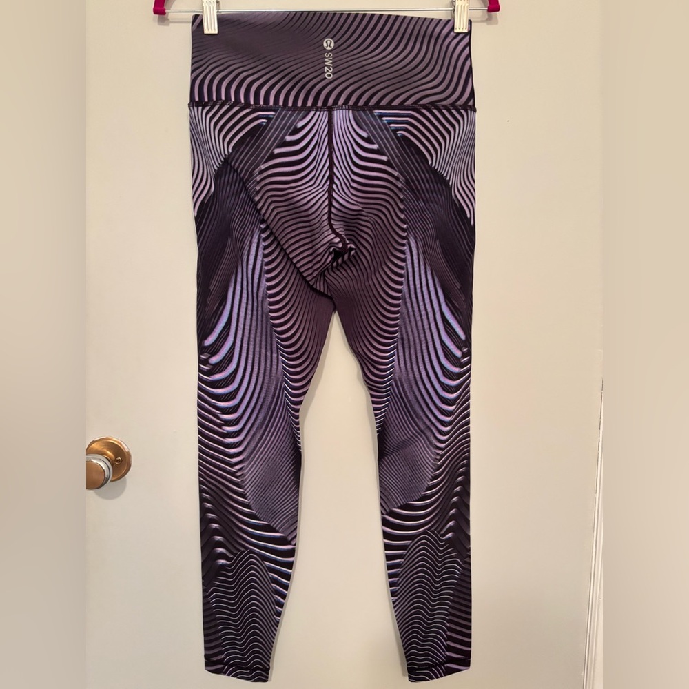 Lululemon Seawheeze 2020 Wunder Under High-Rise Tights in Fast Lane Purple Multi - Picture 9 of 10